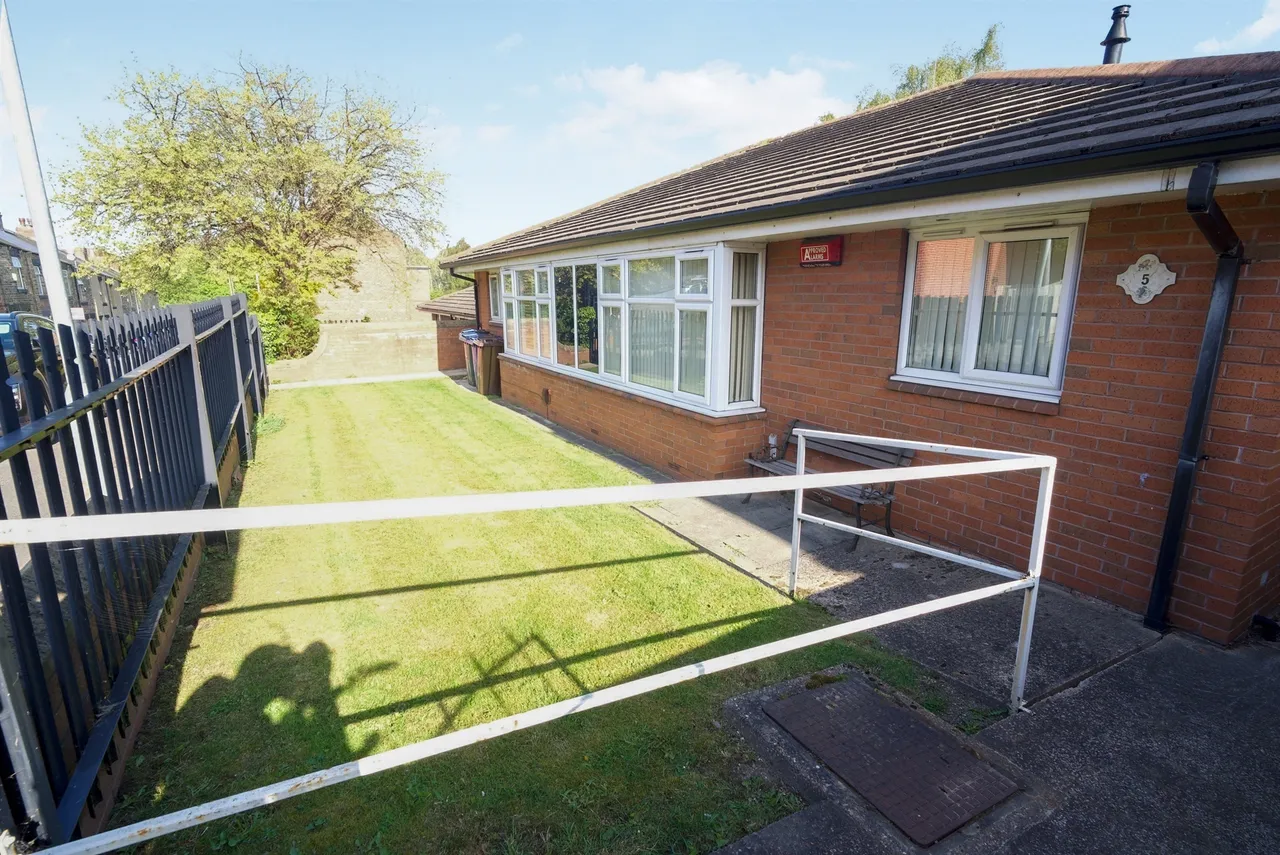 Harvey Street, Barnsley, photo 12
