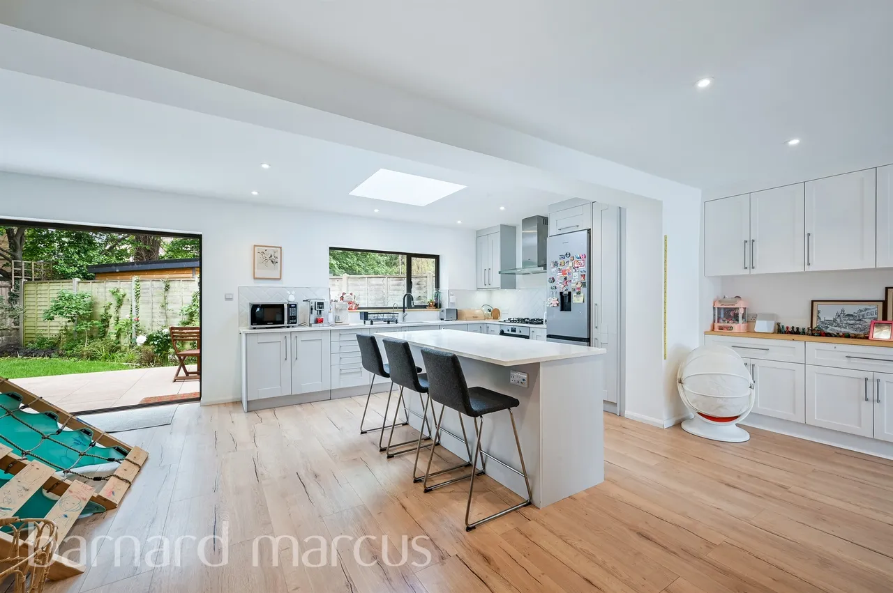 Barton Green, New Malden, KT3, photo 11