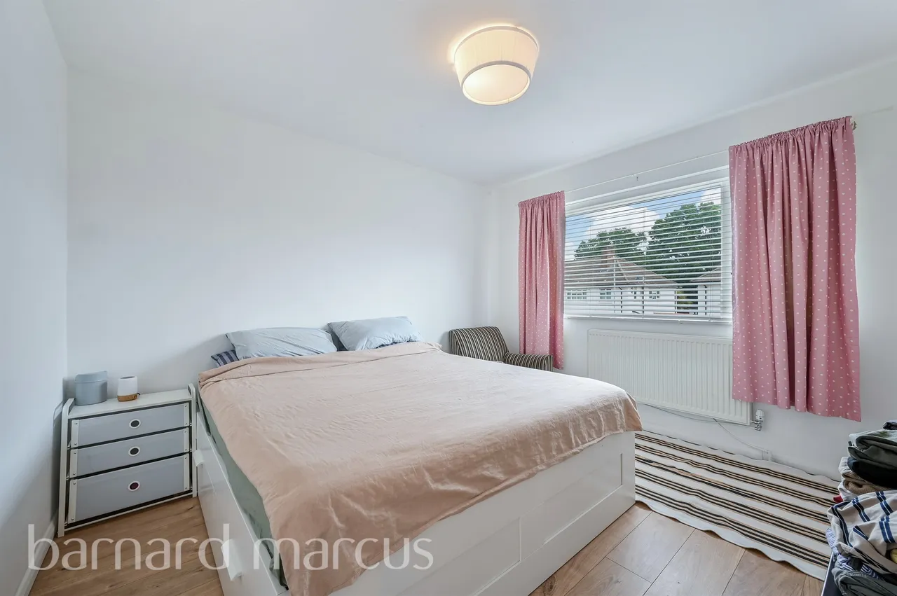 Barton Green, New Malden, KT3, photo 10