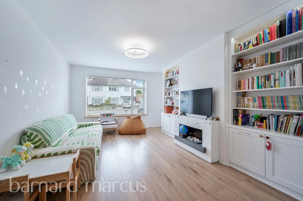 Barton Green, New Malden, KT3, photo 5