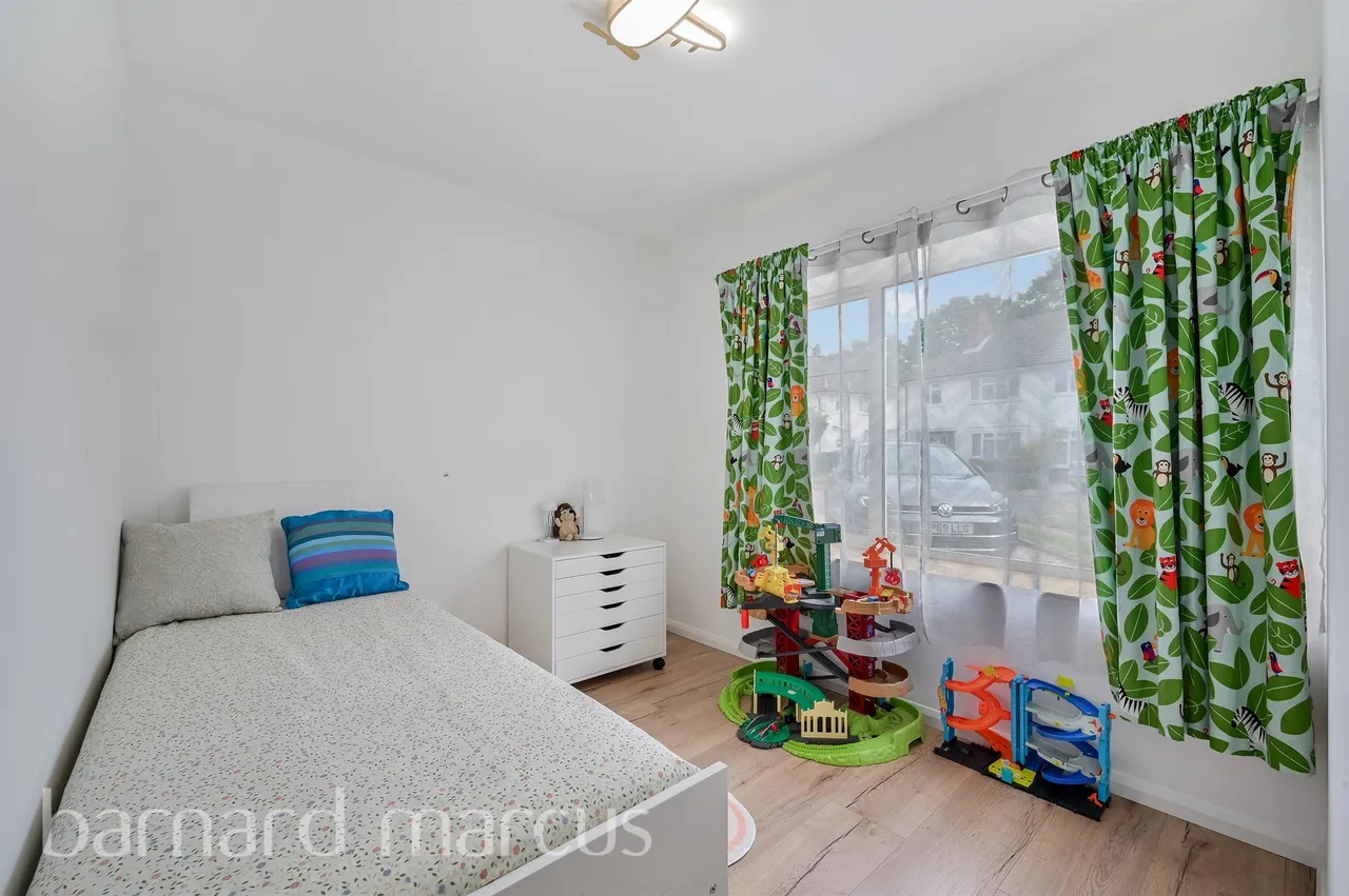 Barton Green, New Malden, KT3, photo 15