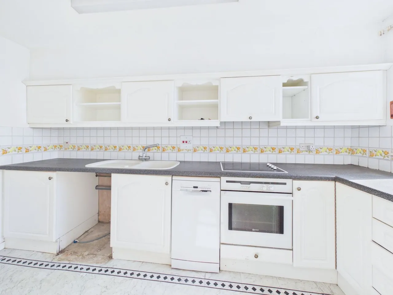 Knightstone Road, Weston-Super-Mare, BS23, photo 12