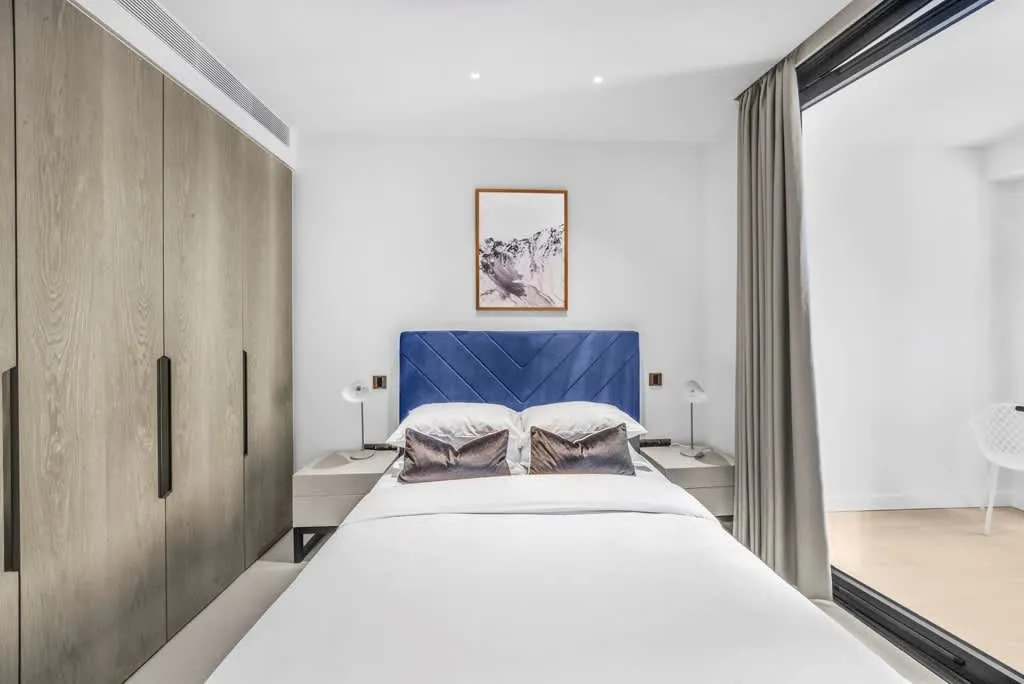 Nine Elms Lane, SW8, photo 8