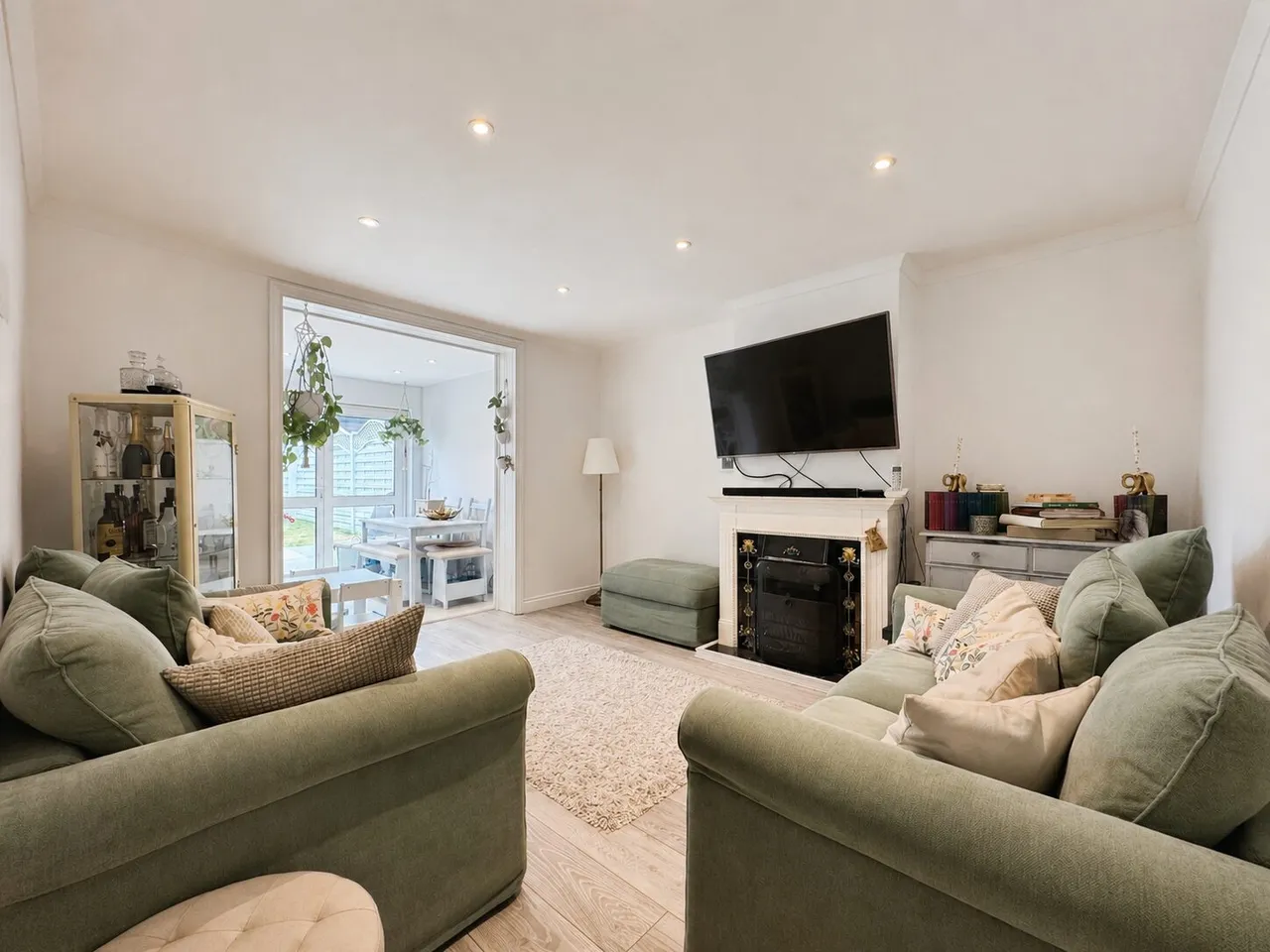 Deansbrook Road, Edgware, HA8, photo 2