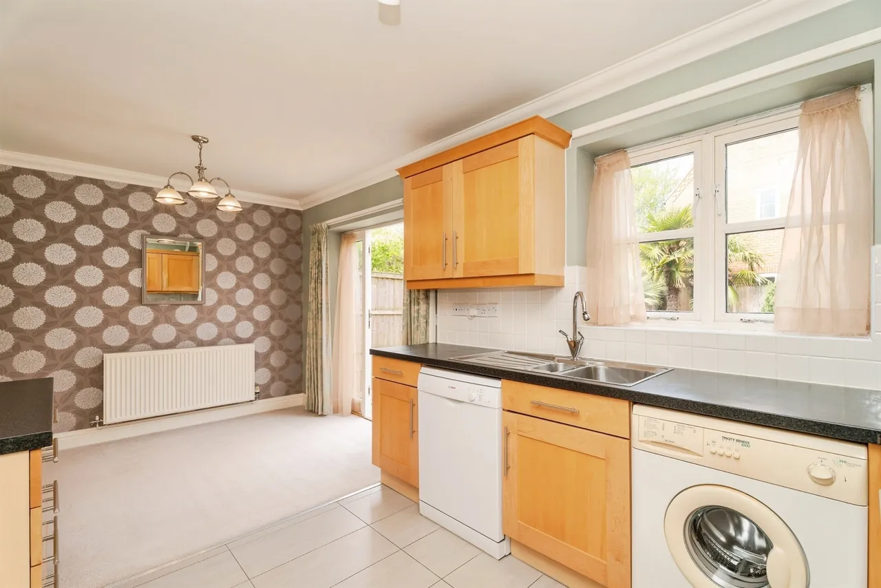 Neil Avenue, Holt, photo 7