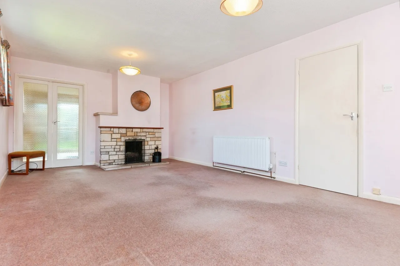 Landermere Road, Thorpe-le-Soken, Clacton-on-Sea, Essex, CO16, photo 2