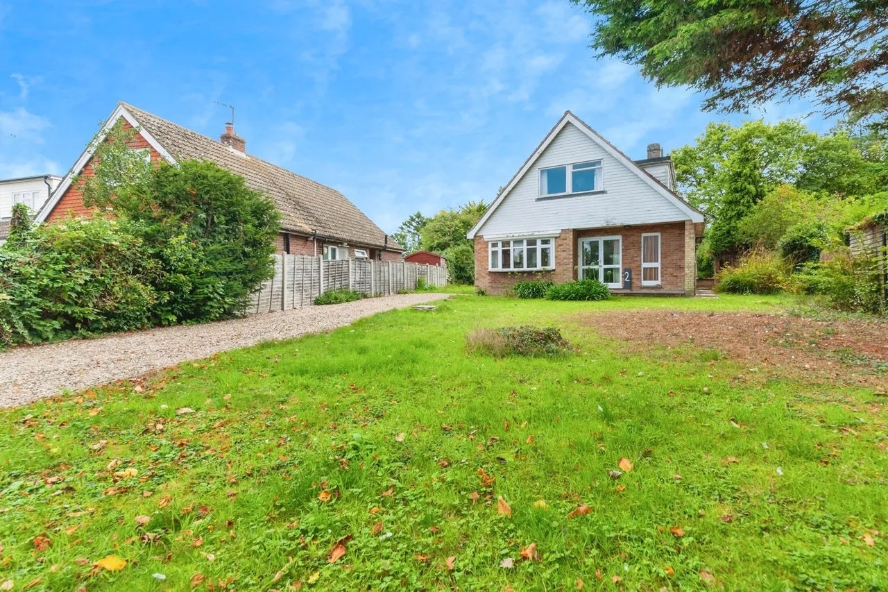 Landermere Road, Thorpe-le-Soken, Clacton-on-Sea, Essex, CO16, photo 17