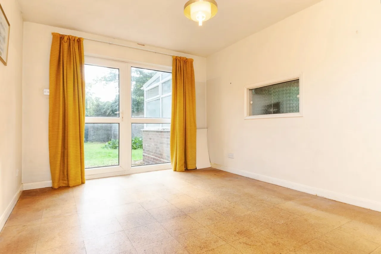Landermere Road, Thorpe-le-Soken, Clacton-on-Sea, Essex, CO16, photo 8