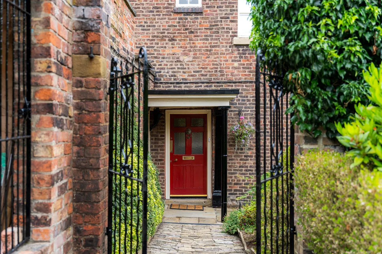 Beech Lane, Macclesfield, photo 63