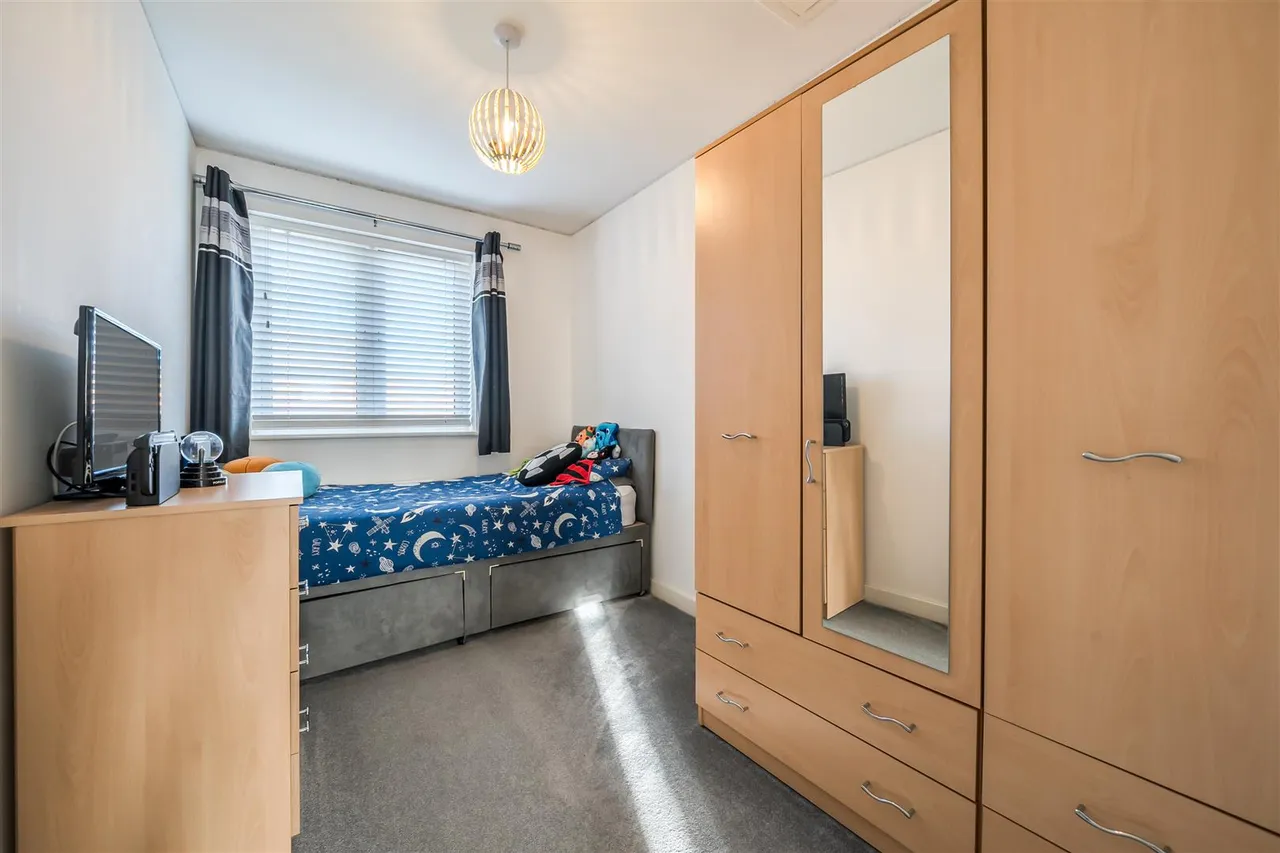 Southfields, Portchester, photo 14