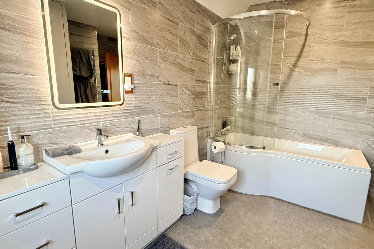 Ringwood, BH24, photo 21