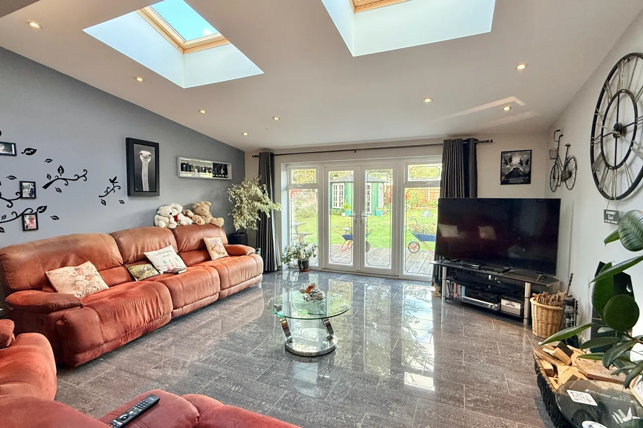 Ringwood, BH24, photo 8