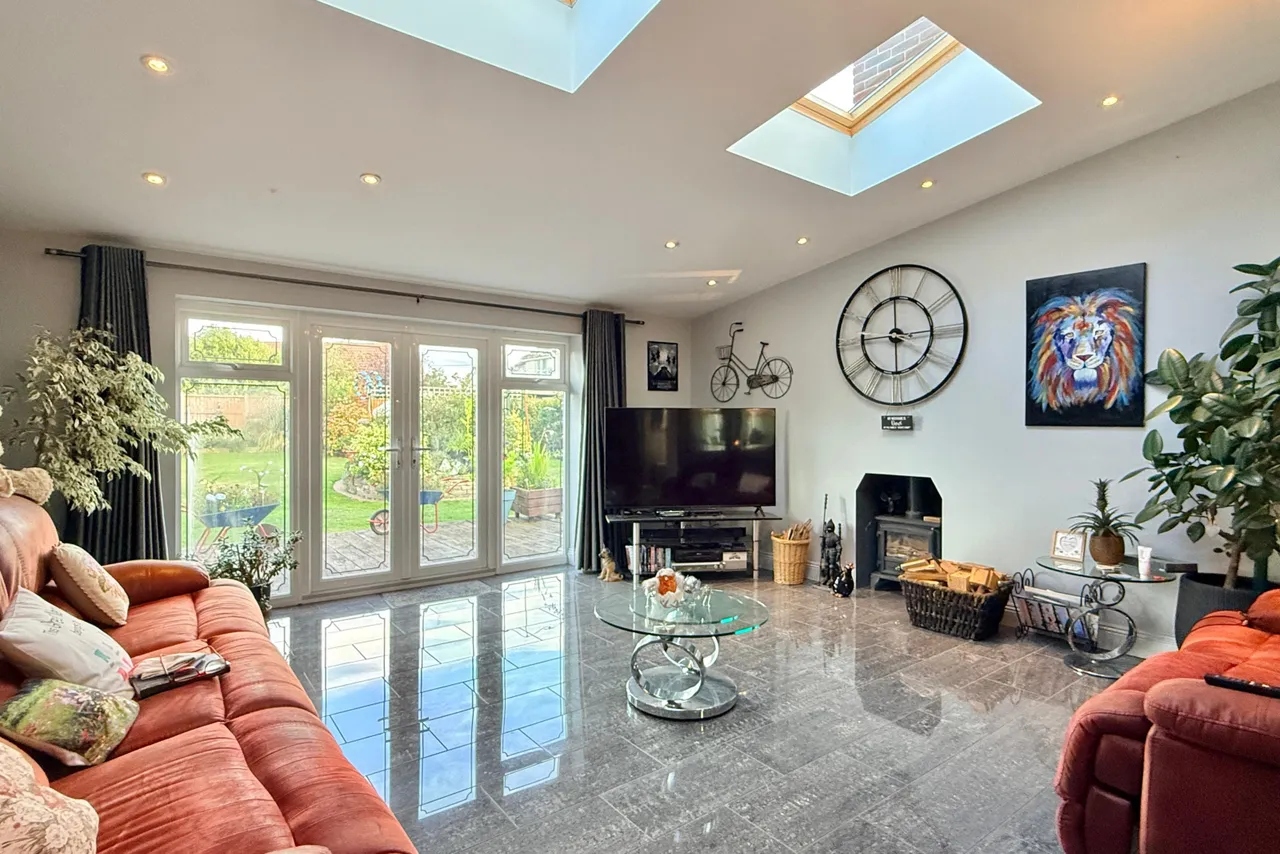 Ringwood, BH24, photo 2