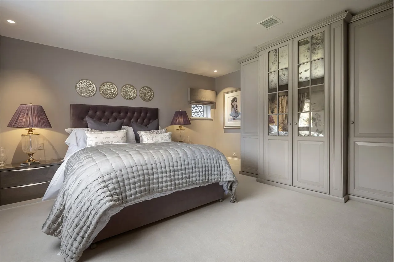 Chelford Road, Prestbury, SK10, photo 22