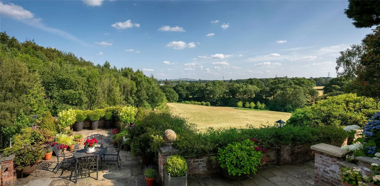 Chelford Road, Prestbury, SK10, photo 31