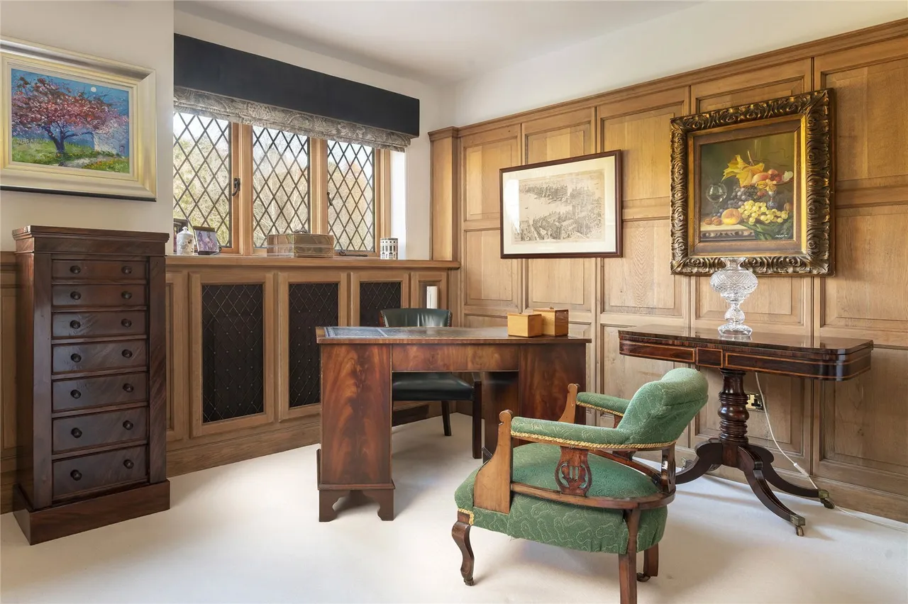 Chelford Road, Prestbury, SK10, photo 15