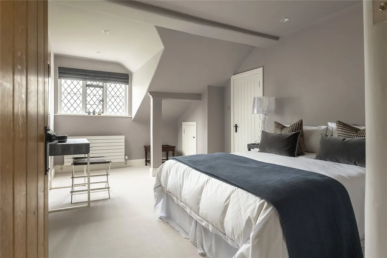 Chelford Road, Prestbury, SK10, photo 23