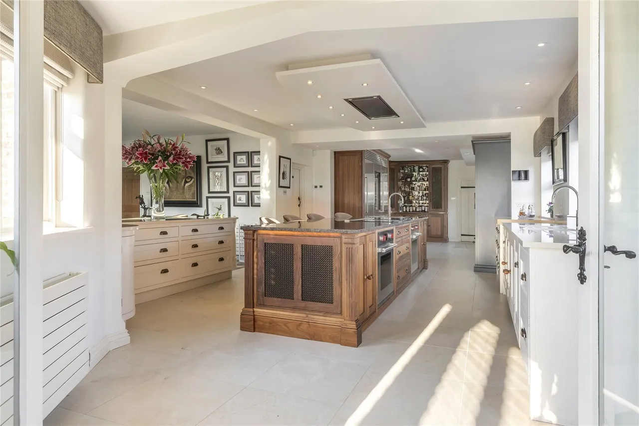 Chelford Road, Prestbury, SK10, photo 11