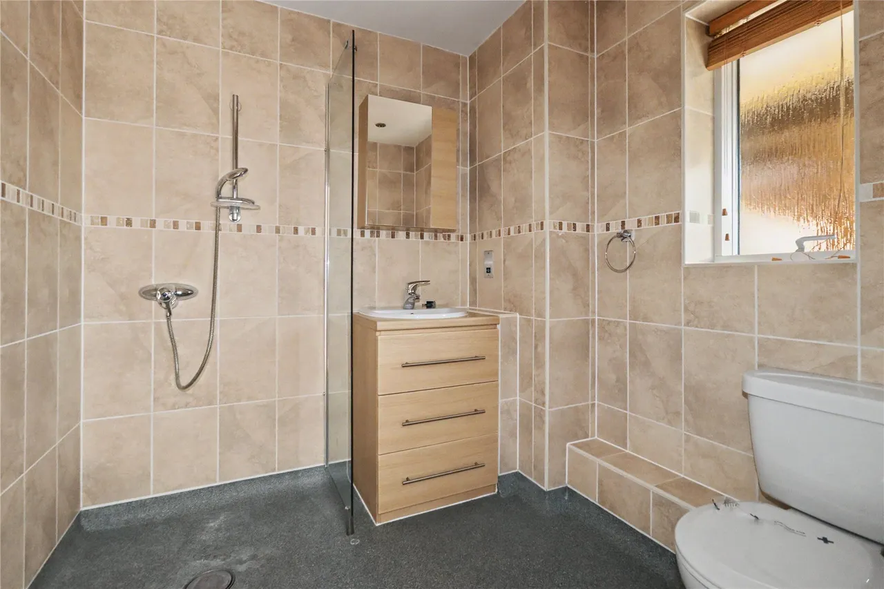 Westfield Road, Woking, GU22, photo 4