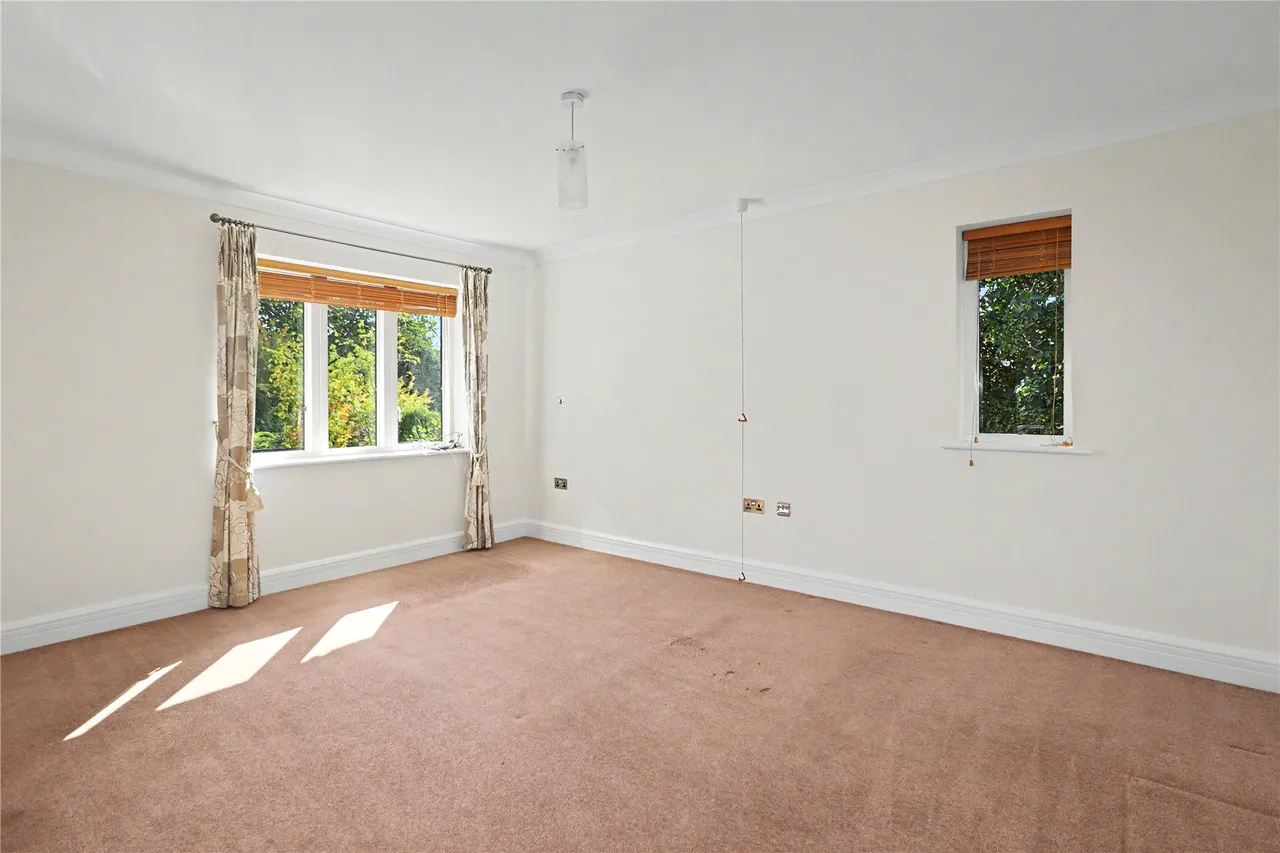 Westfield Road, Woking, GU22, photo 7