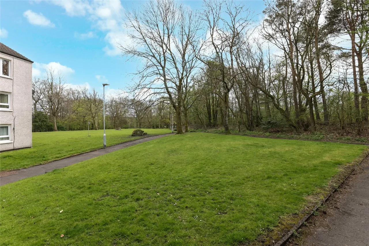 Tarbolton Road, GLASGOW, Lanarkshire, G67, photo 17