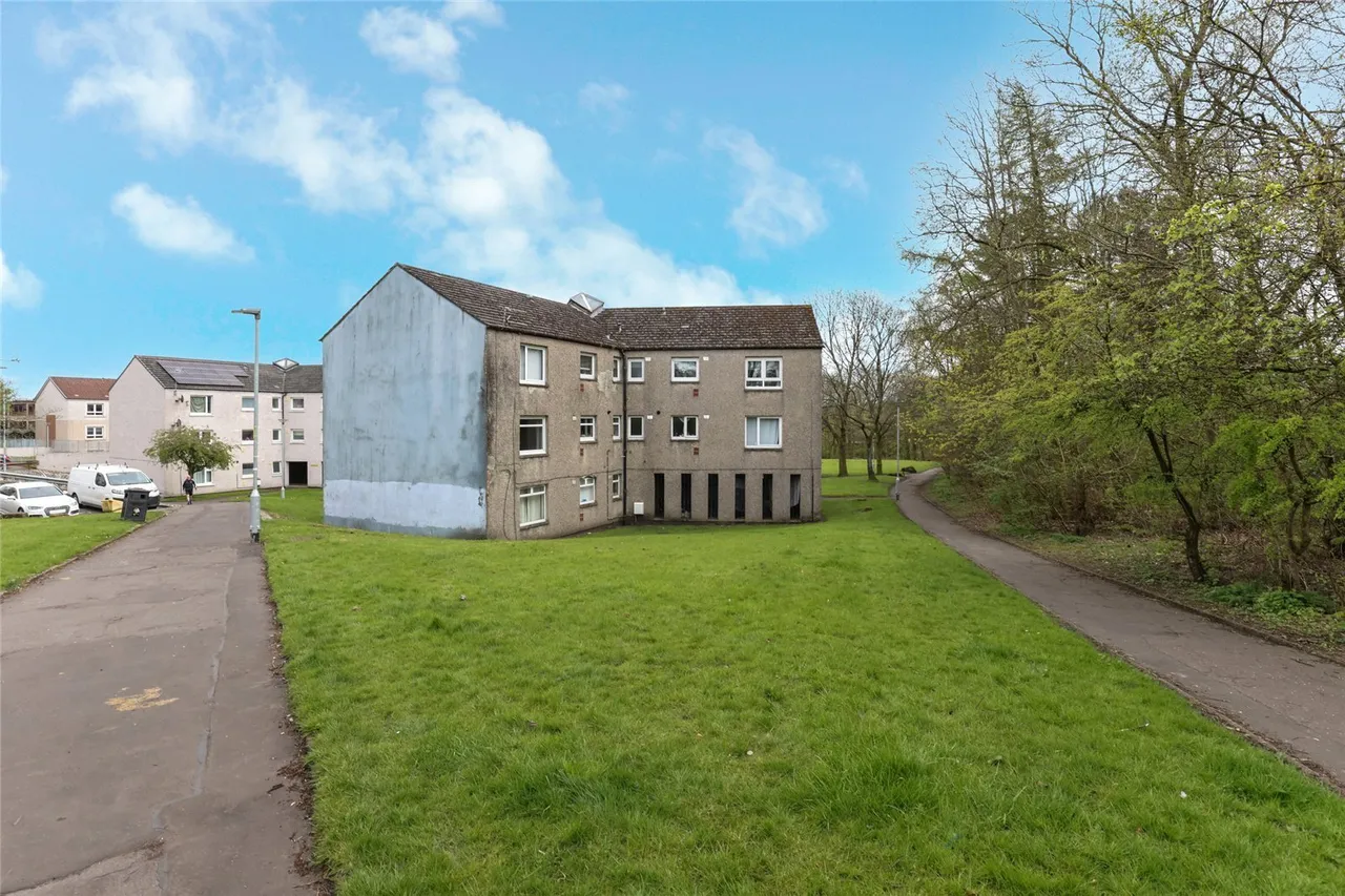 Tarbolton Road, GLASGOW, Lanarkshire, G67, photo 18