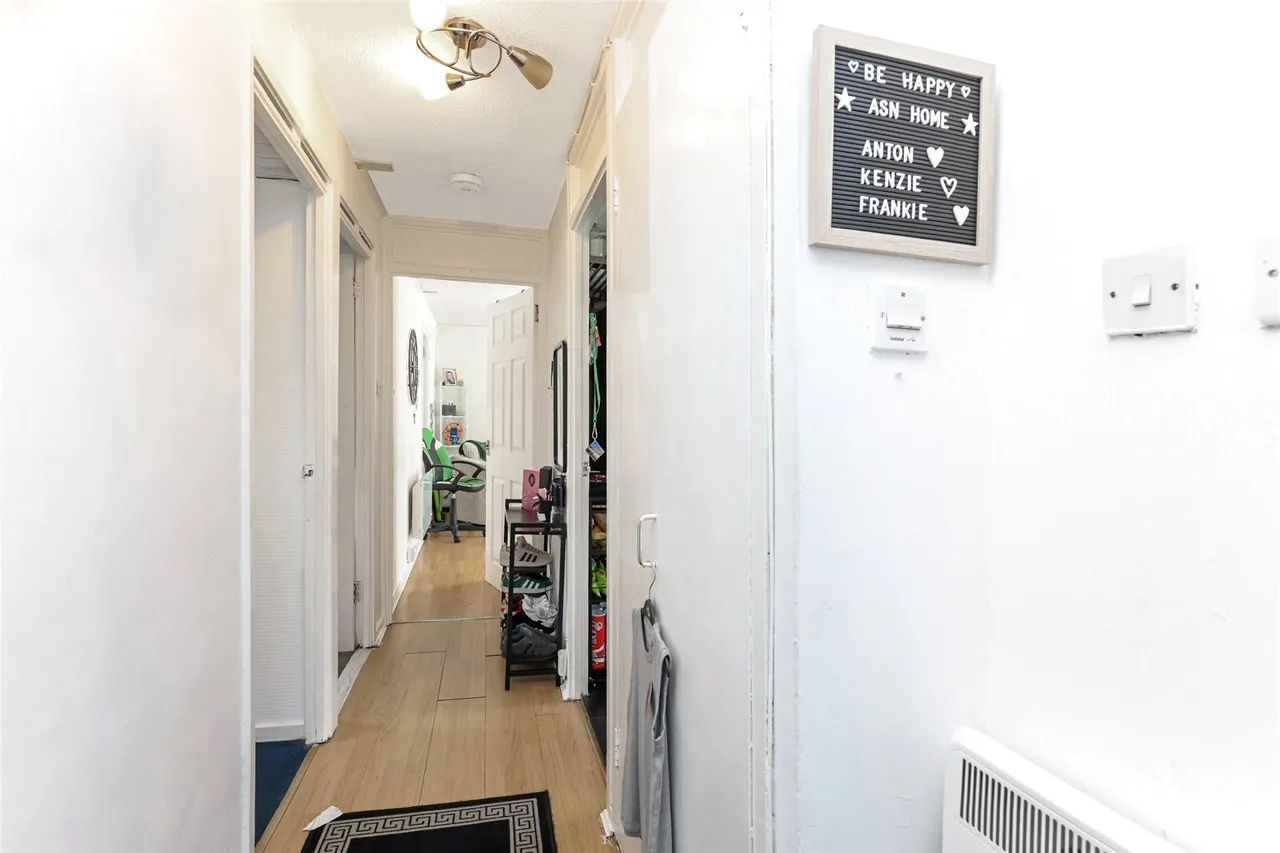 Tarbolton Road, GLASGOW, Lanarkshire, G67, photo 3
