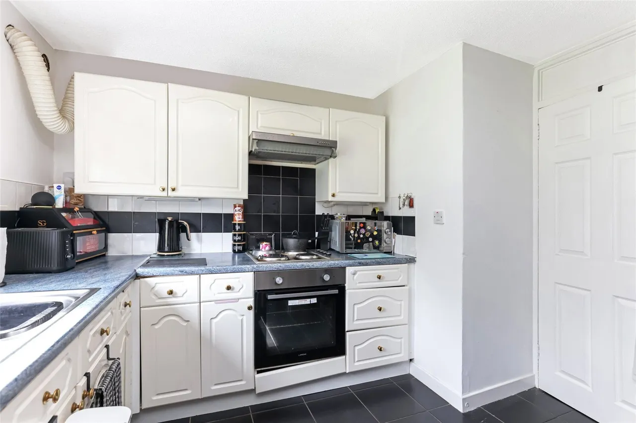 Tarbolton Road, GLASGOW, Lanarkshire, G67, photo 9