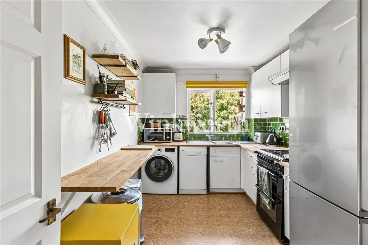 Myddleton Avenue, London, N4, photo 9