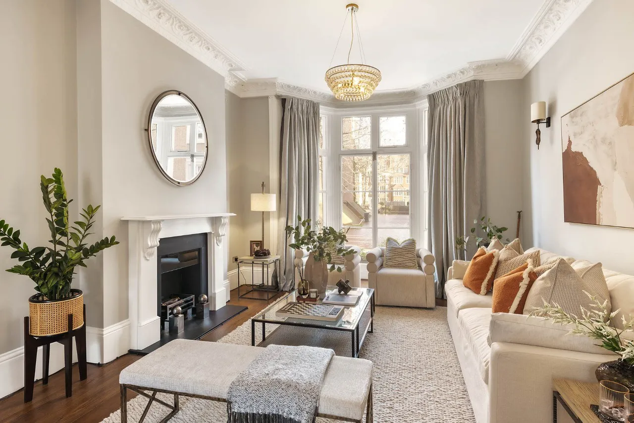 Campden Hill Road, Kensington, London, W8 7DX, photo 4
