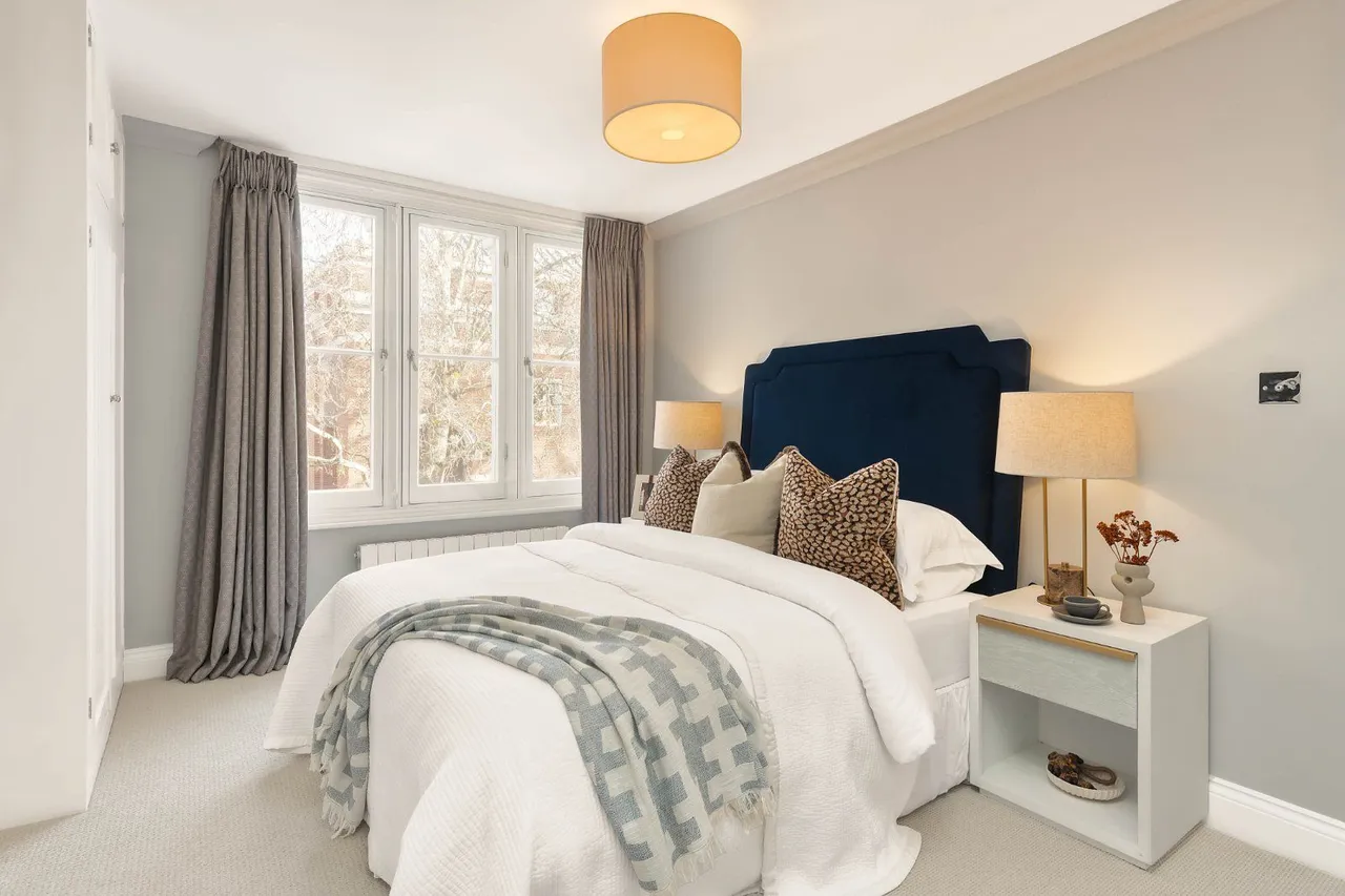 Campden Hill Road, Kensington, London, W8 7DX, photo 11