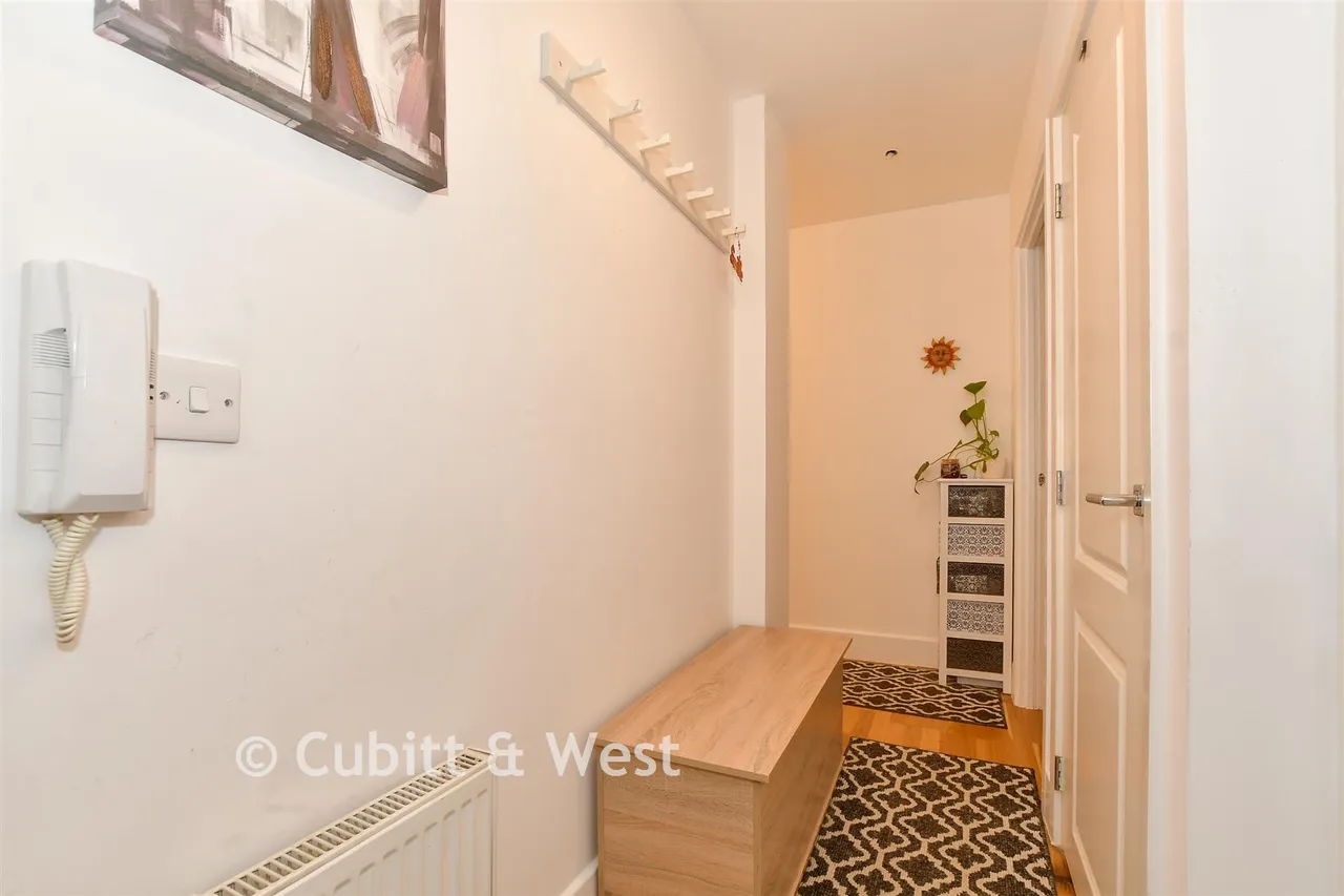 Croydon Road, Caterham, CR3, photo 10