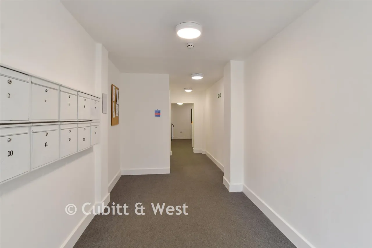 Croydon Road, Caterham, CR3, photo 12