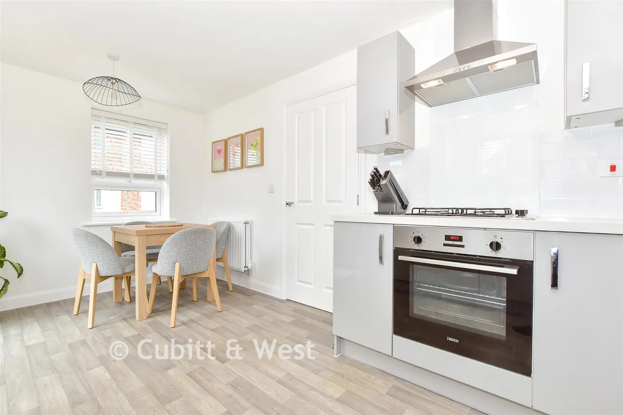 Mulberry Walk, Havant, PO9, photo 4