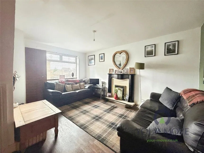 Swallow Close, Darton, S75, photo 3