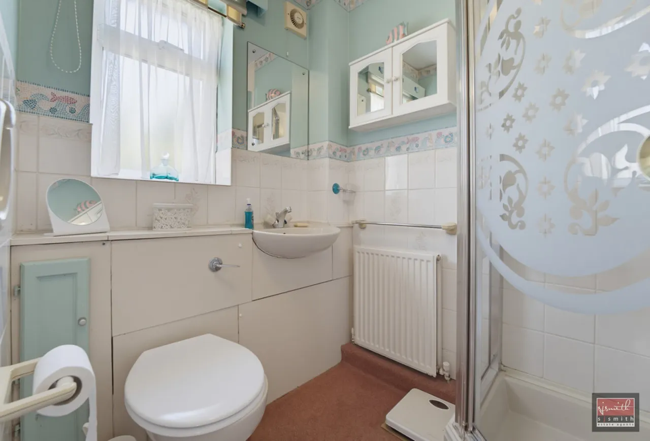 West Close, Ashford, TW15, photo 9
