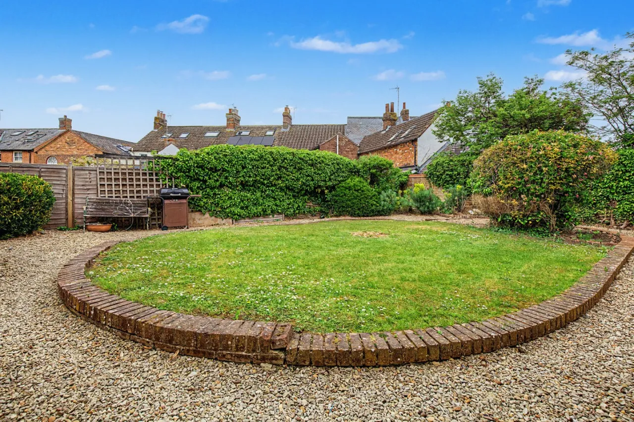 Park Court, Thame, photo 11