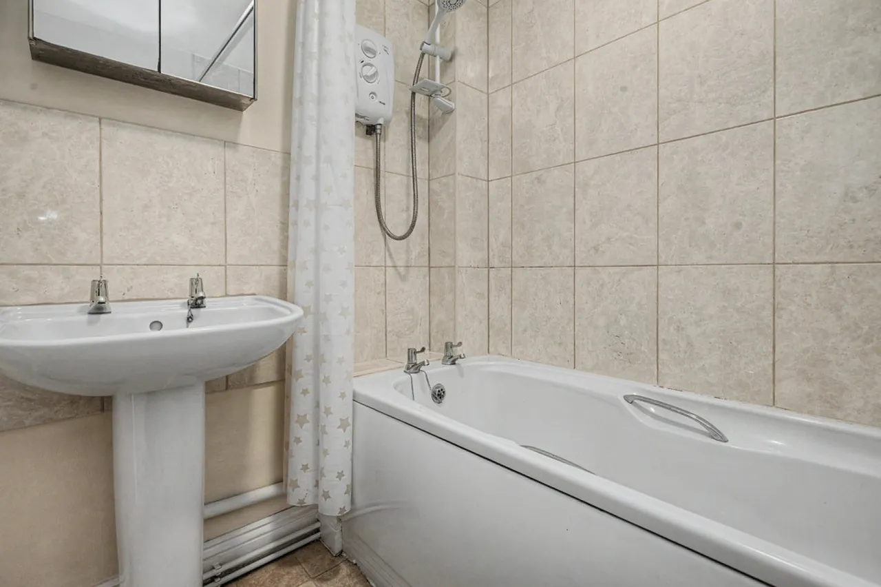 Park Court, Thame, photo 9