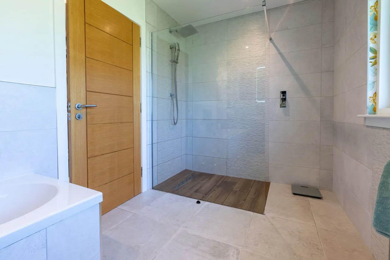 County Place, Pitcairngreen, PH1, photo 16