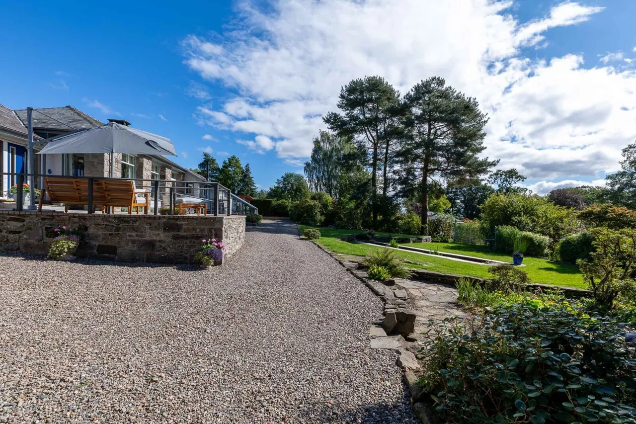 County Place, Pitcairngreen, PH1, photo 36