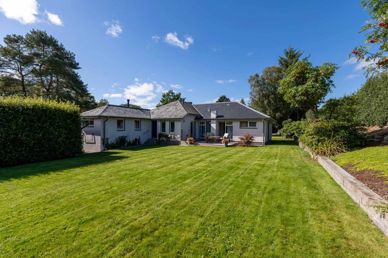 County Place, Pitcairngreen, PH1, photo 35
