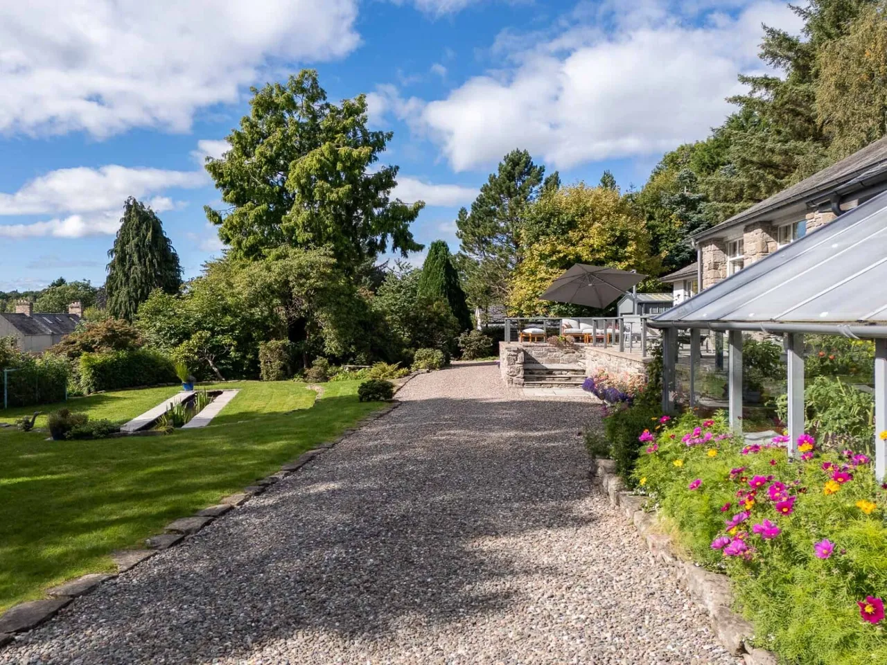 County Place, Pitcairngreen, PH1, photo 2