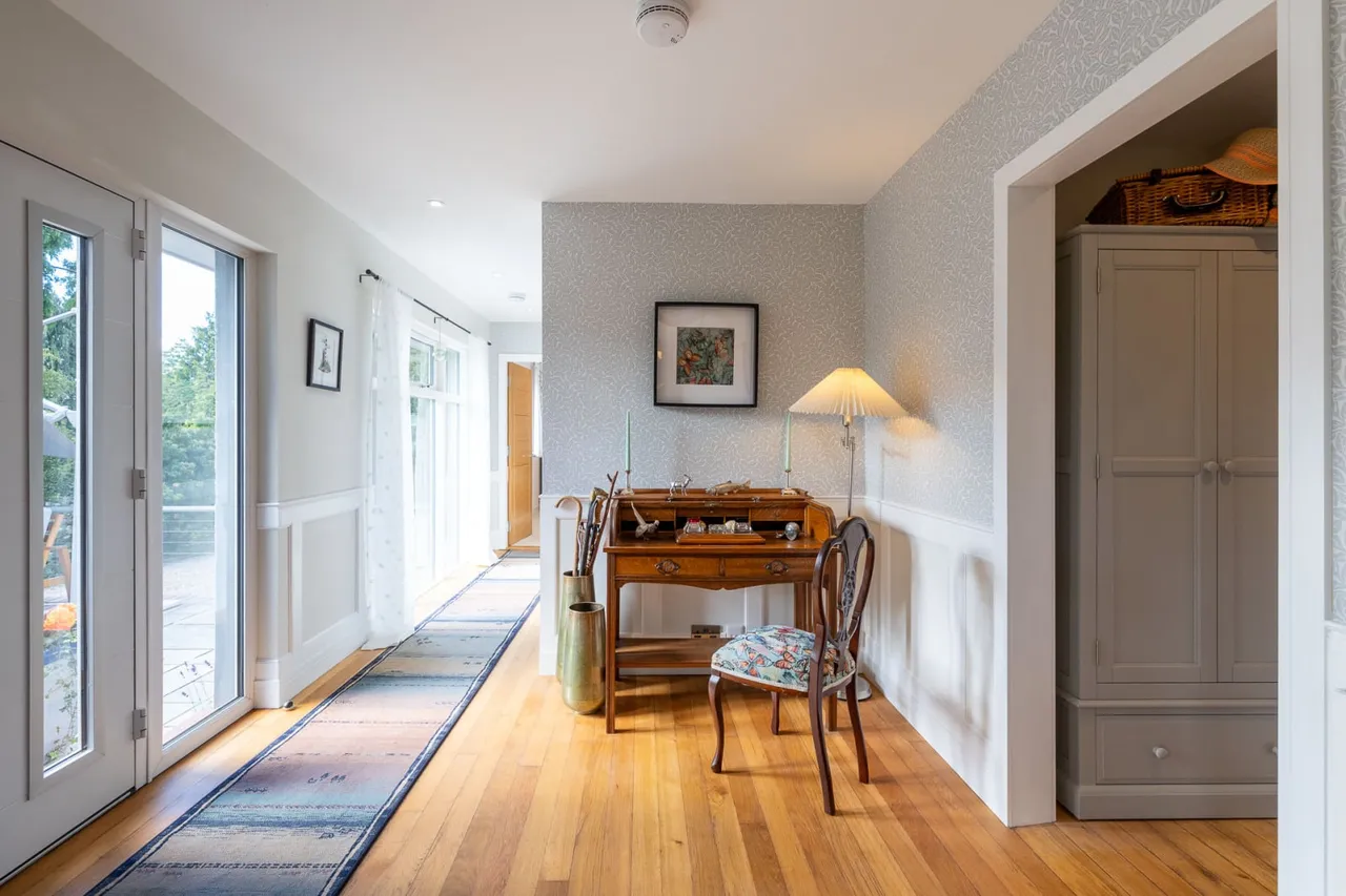 County Place, Pitcairngreen, PH1, photo 4