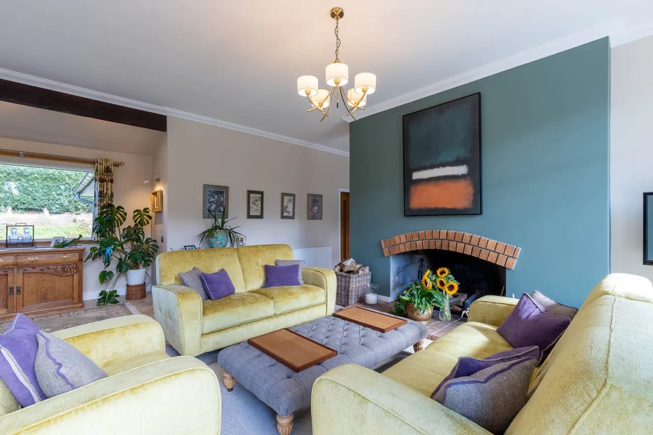 County Place, Pitcairngreen, PH1, photo 5