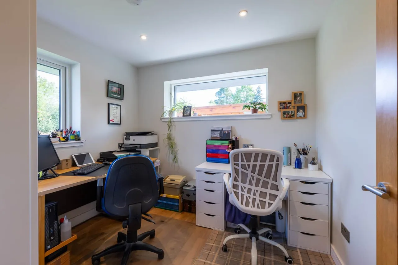County Place, Pitcairngreen, PH1, photo 24