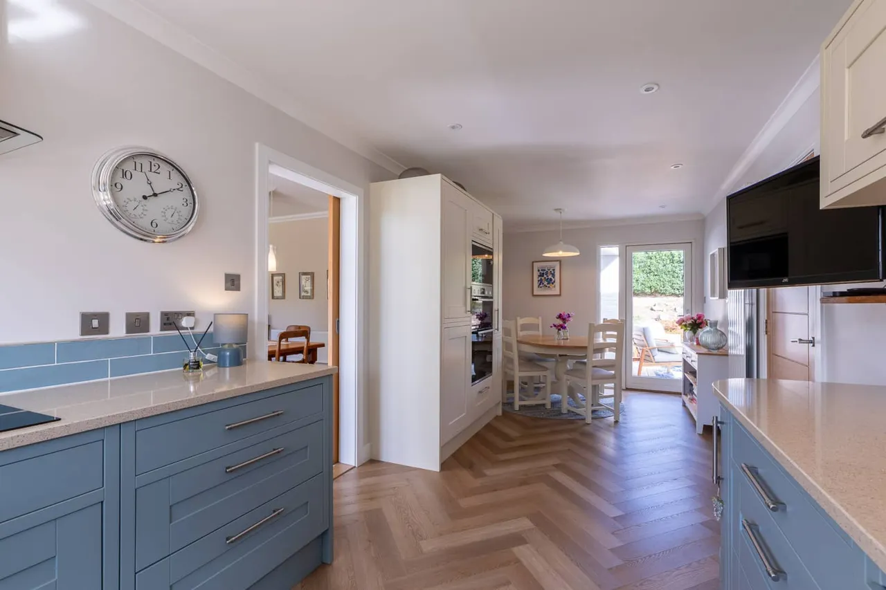 County Place, Pitcairngreen, PH1, photo 8