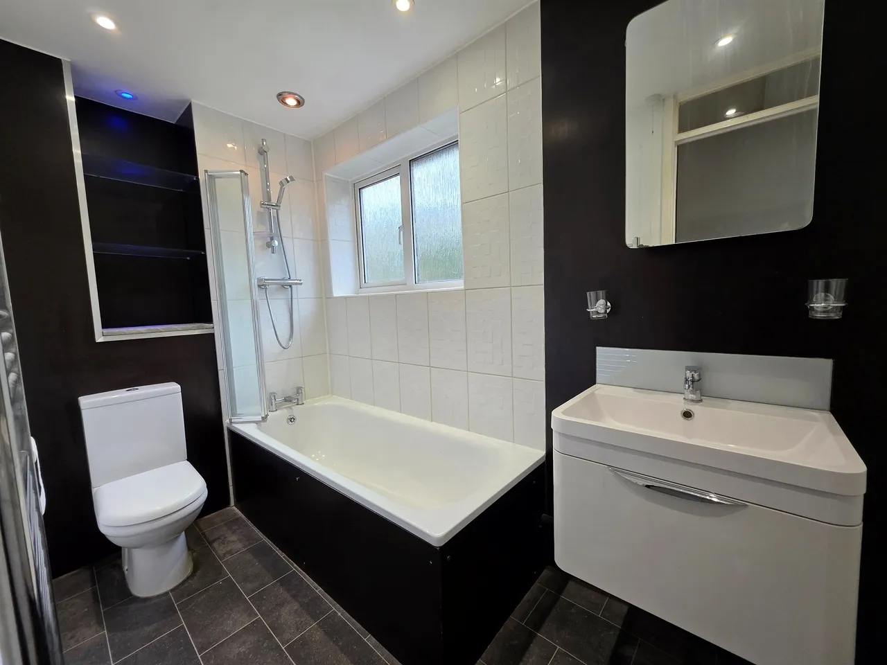 Meredith Drive, Aylesbury, HP19, photo 7