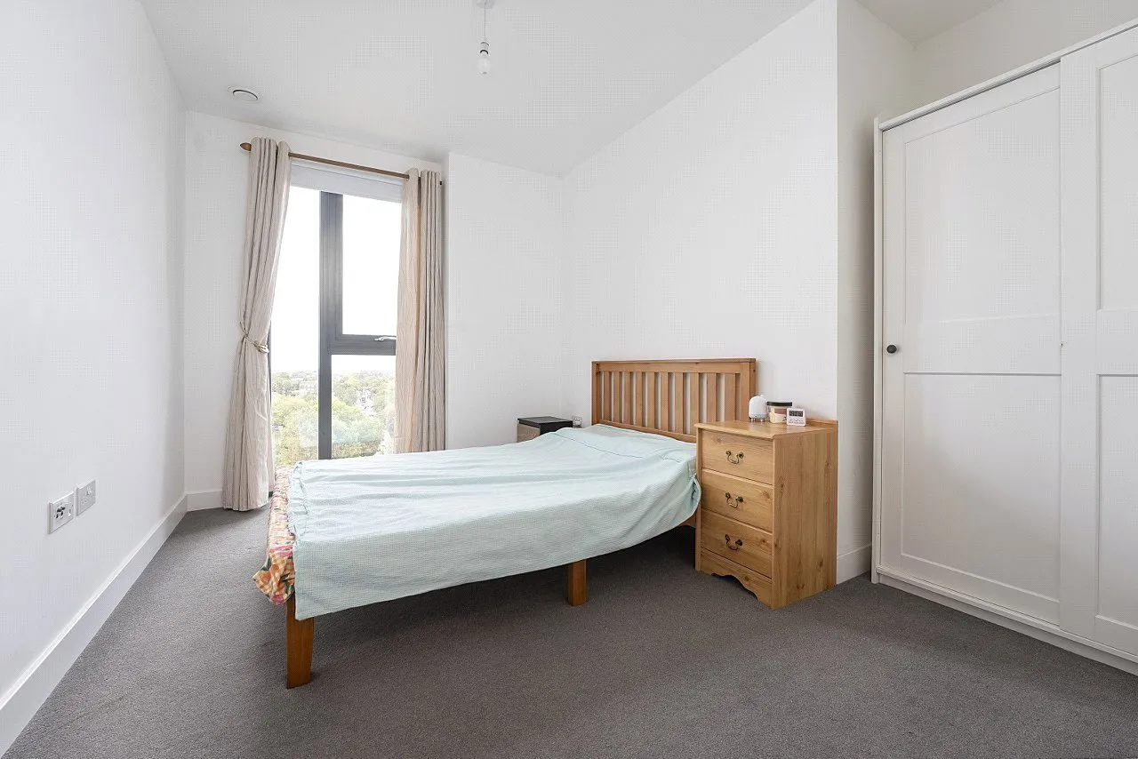 St Nicholas Way, Sutton, SM1, photo 11