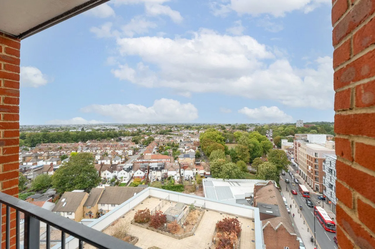 St Nicholas Way, Sutton, SM1, photo 13