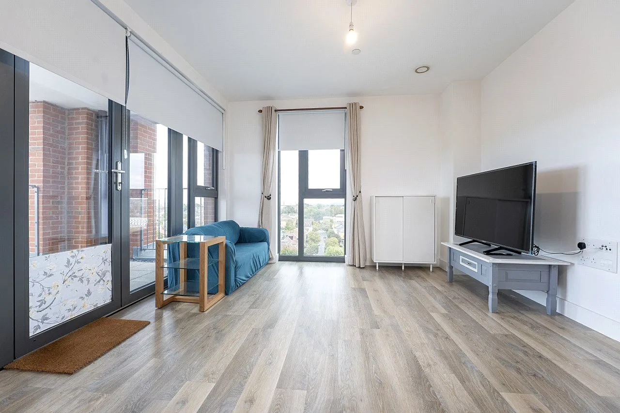 St Nicholas Way, Sutton, SM1, photo 9